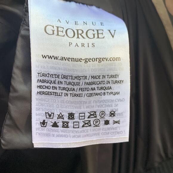 Avenue George V Paris Hooded Puffer - Picture 11 of 12